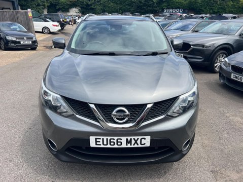 Nissan Qashqai 1.2 DIG-T N-Connecta XTRON 2WD Euro 6 (s/s) 5dr 2
