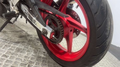 Honda CBR 2013 SPORTS BIKE PROJECT BIKE PARTS BIKE BREAKER 125CC 18