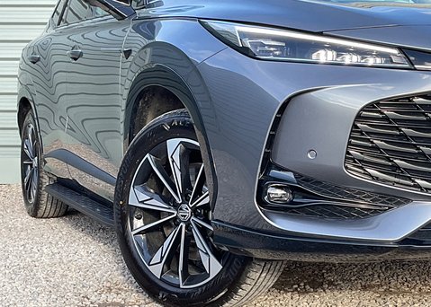 MG MG HS 1.5 T-GDI TROPHY PHEV 2