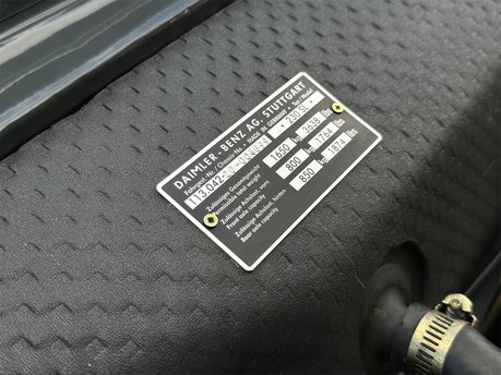 Mercedes-Benz SL Series 230 SL 93