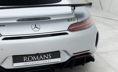 Mercedes-Benz AMG GT R Premium 21