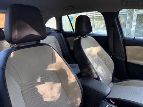 Vauxhall Astra 1.6 CDTi Elite Nav Sports Tourer Auto Euro 6 5dr 16
