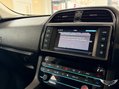 Jaguar F-Pace 2.0 D180 Prestige Auto AWD Euro 6 (s/s) 5dr 78