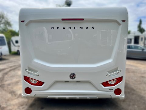 Coachman Lusso II  8