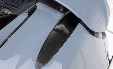 McLaren 765LT V8 SSG 31