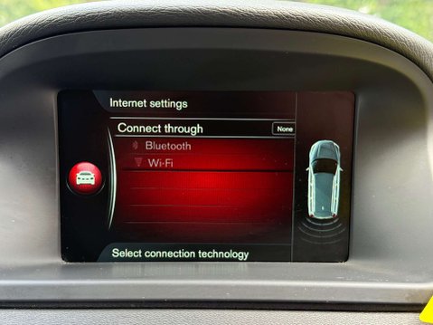 Volvo V70 2.0 V70 SE Luxury D4 Auto 5dr 37