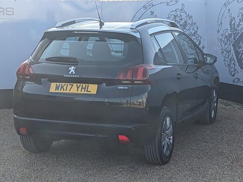 Peugeot 2008 BLUE HDI ACTIVE 9