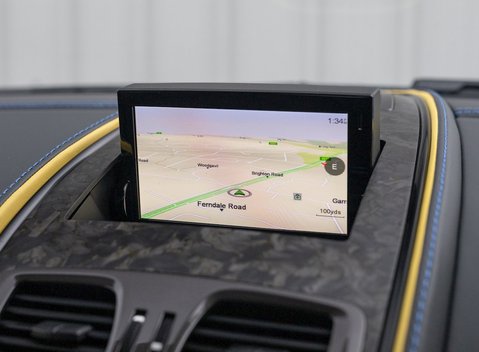 Aston Martin Vanquish S Ultimate 18