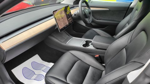 Tesla Model 3 MODEL 3 33