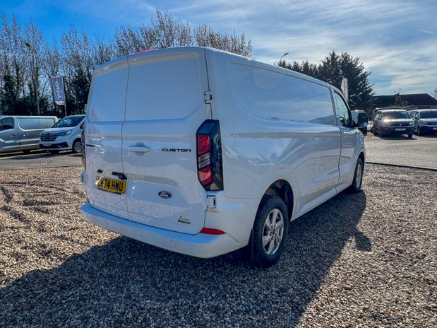 Ford Transit Custom LWB L2H1 Low Roof Limited 300 Air Con 136ps Sensors EURO 6 5