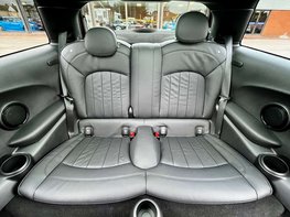 Mini Hatch 2.0 John Cooper Works Auto 3dr 62