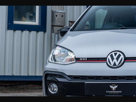 Volkswagen Up 1.0 Up GTi 3dr 26