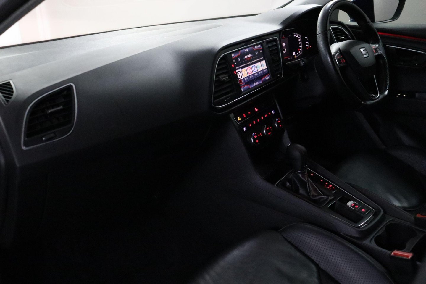 2019 SEAT Leon — image 28