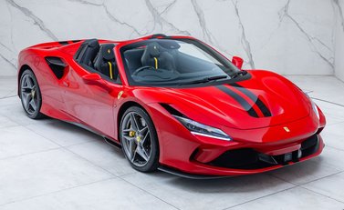 Ferrari F8 Spider 9