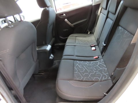 Peugeot 2008 E-HDI ACTIVE FAP 7
