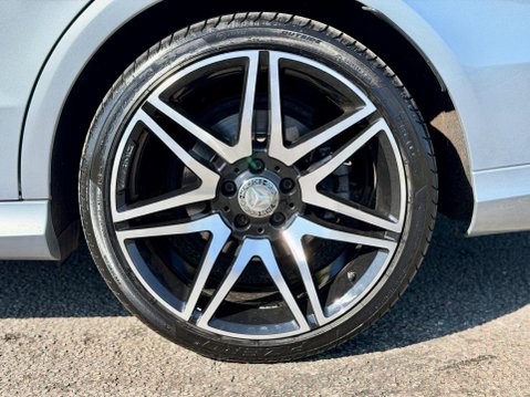 Mercedes-Benz E Class 3.0 E350 V6 BlueTEC AMG Night Edition (Premium) G-Tronic+ Euro 6 (s/s) 5dr 23