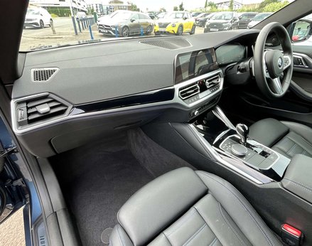 BMW 4 Series 2.0 420d xDrive M Sport MHEV Auto 4WD 2dr 16
