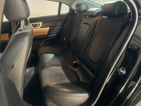 Jaguar XF 15
