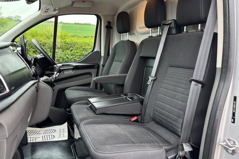 Ford Transit Custom 300 L1 Limited 130ps Panel Van 3