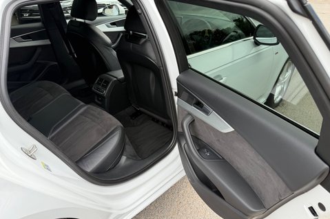 Audi A4 AVANT TFSI S LINE - DRIVING ASSIST PACK - VIRTUAL COCKPIT - APPLE CAR PLAY  29