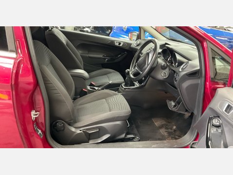 Ford Fiesta TITANIUM 3