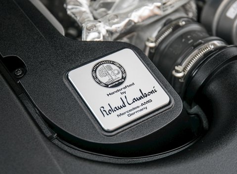 Mercedes-Benz C Class C63 S Coupe 32