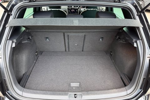 Volkswagen Golf R-LINE EDITION TSI EVO DSG 49
