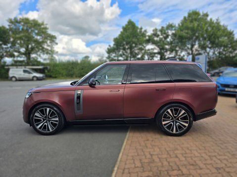 Land Rover Range Rover SV P510e PHEV 6