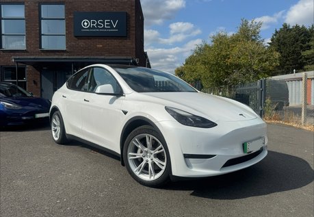 Tesla Model Y LONG RANGE AWD GROK AI Pano Roof Adaptive LEDs Black Interior