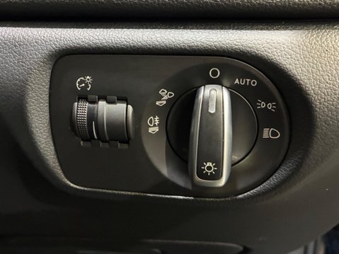 Audi Q3 2.0 TDI SE S Tronic quattro Euro 6 (s/s) 5dr 35