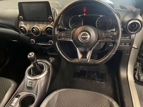 Nissan Juke 1.0 Juke N-Connecta DiG-T 5dr 13