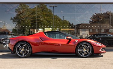 Ferrari 296 GTB 3