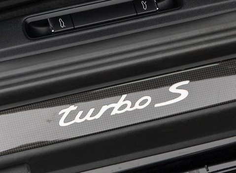 Porsche 911 (991.2) Turbo S 22