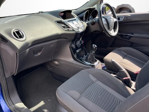 Ford Fiesta 1.0 EcoBoost Zetec 3dr 2