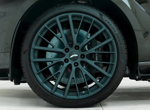 Aston Martin DBX 707 8