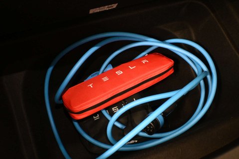 Tesla Model Y ModeL Y Long Range AWD 4WD 5dr 50