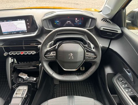 Peugeot 208 1.2 208 Allure Premium + PureTech S/S Auto 5dr 22