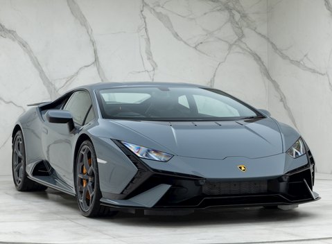 Lamborghini Huracan LP640-2 Tecnica 1