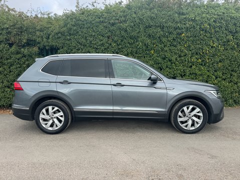Volkswagen Tiguan 1.5 TSI Life SUV 5dr Petrol DSG Euro 6 (s/s) (150 35