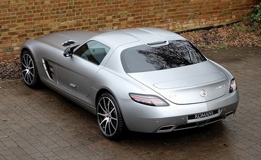 Mercedes-Benz SLS AMG GT 15