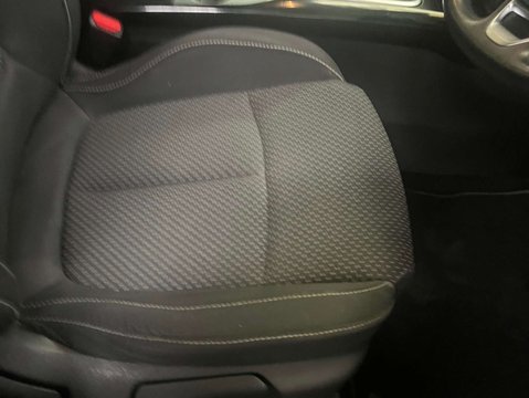 Renault Kadjar 1.5 Kadjar Dynamique Nav dCi Auto 5dr 12