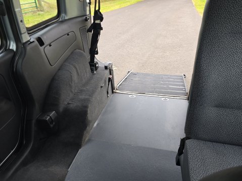 Vauxhall Combo TOUR ESSENTIA CDTI 13