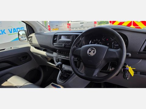 Vauxhall Vivaro L1H1 2700 EDITION S/S 1.5D 100PS EU6 8