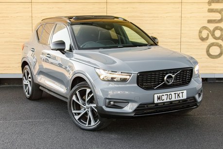 Volvo XC40 RECHARGE T5 R-DESIGN PRO