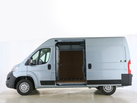 Citroen Relay 2.2 BlueHDi L2H2 Van 140ps Enterprise Pro 4
