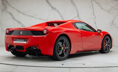 Ferrari 458 SPIDER 5