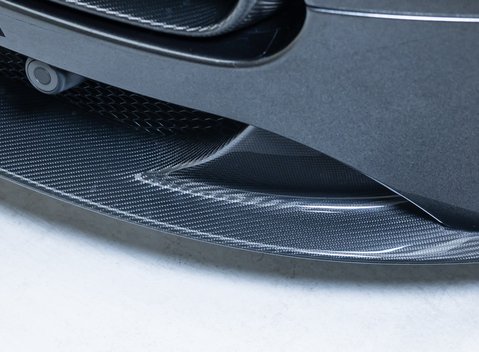 Aston Martin V12 Vantage S ROADSTER 32