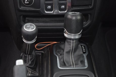 Jeep Wrangler Sahara Multijet II 20