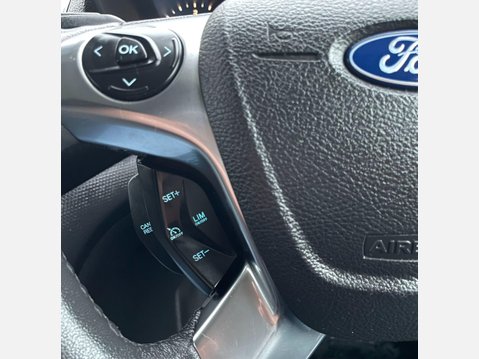 Ford Transit Connect 1.6 TDCi 200 Limited Panel Van 5dr Diesel Manual L1 H1 (124 g/km, 113 bhp) 27