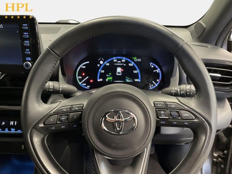 Toyota Yaris Cross 1.5 VVT-h Design SUV 5dr Petrol Hybrid E-CVT Euro 6 (s/s) (116 ps) 13